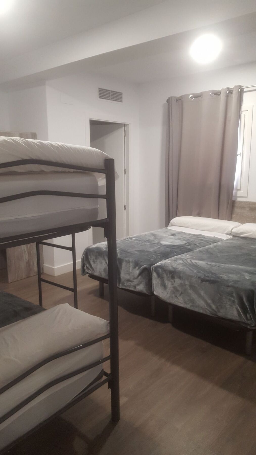 Deluxe Hostels & Suites מרידה מראה חיצוני תמונה
