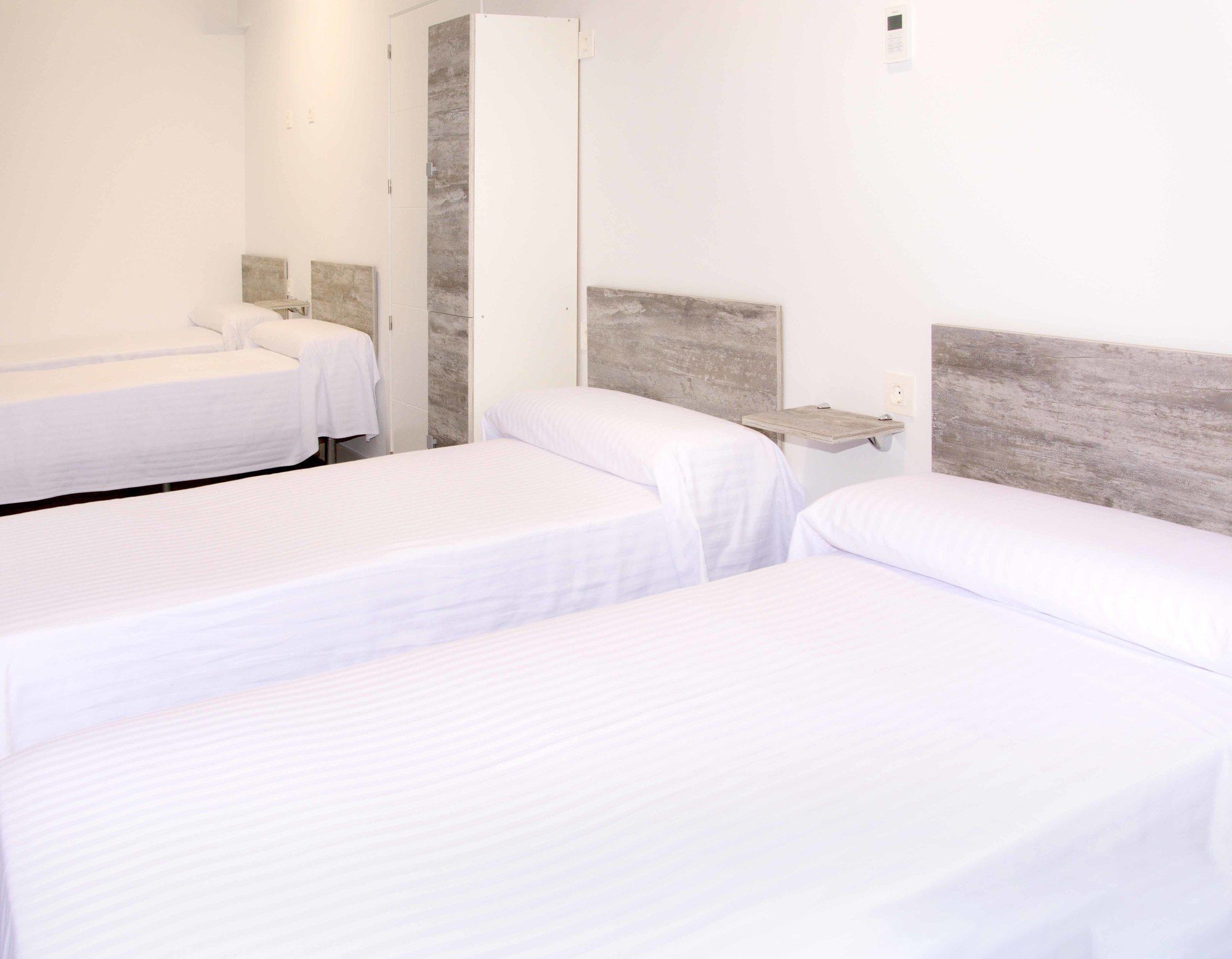 Deluxe Hostels & Suites מרידה מראה חיצוני תמונה