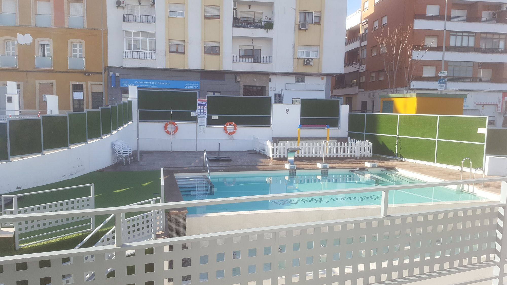 Deluxe Hostels & Suites מרידה מראה חיצוני תמונה